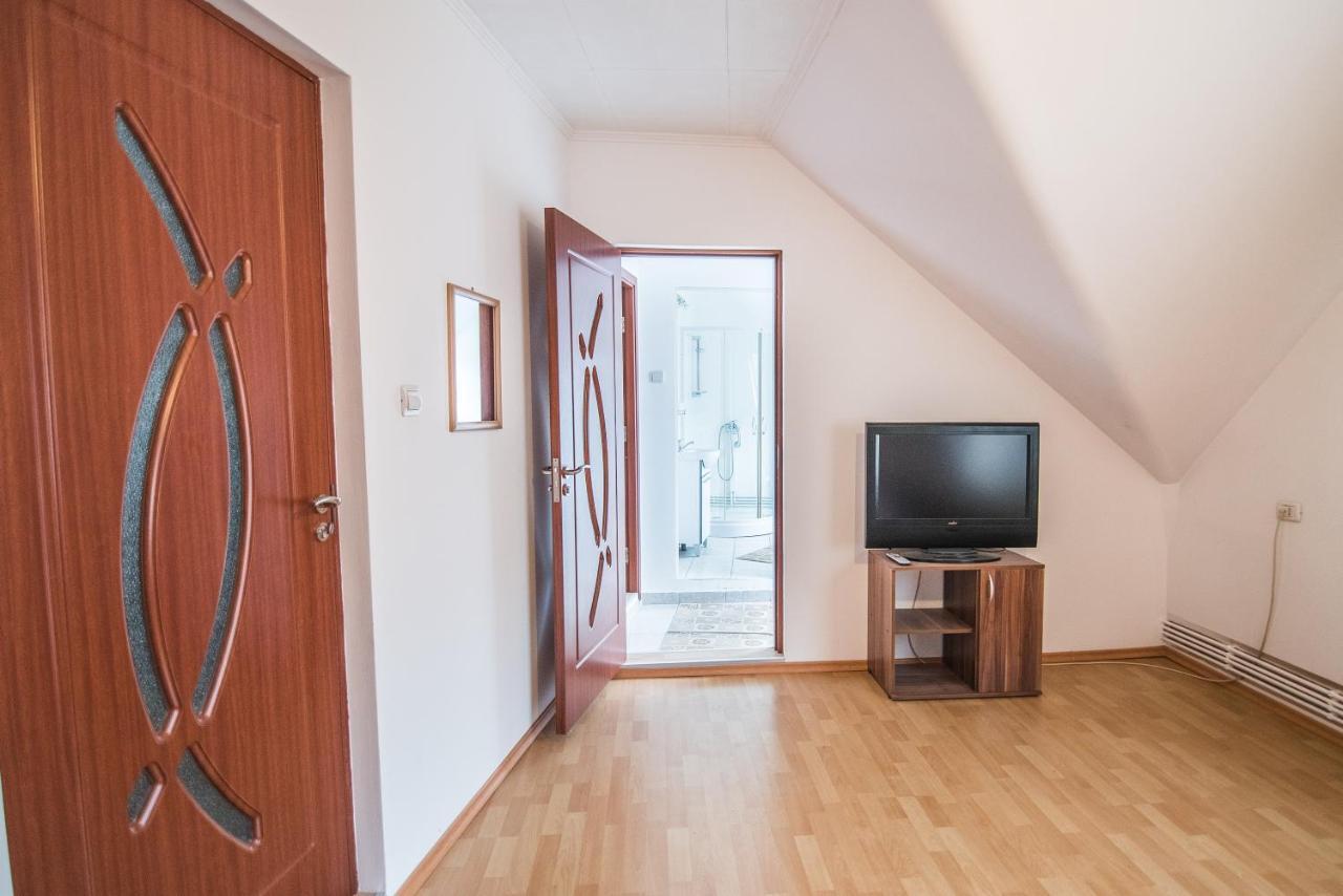 בראשוב Transylvania Guest House מראה חיצוני תמונה