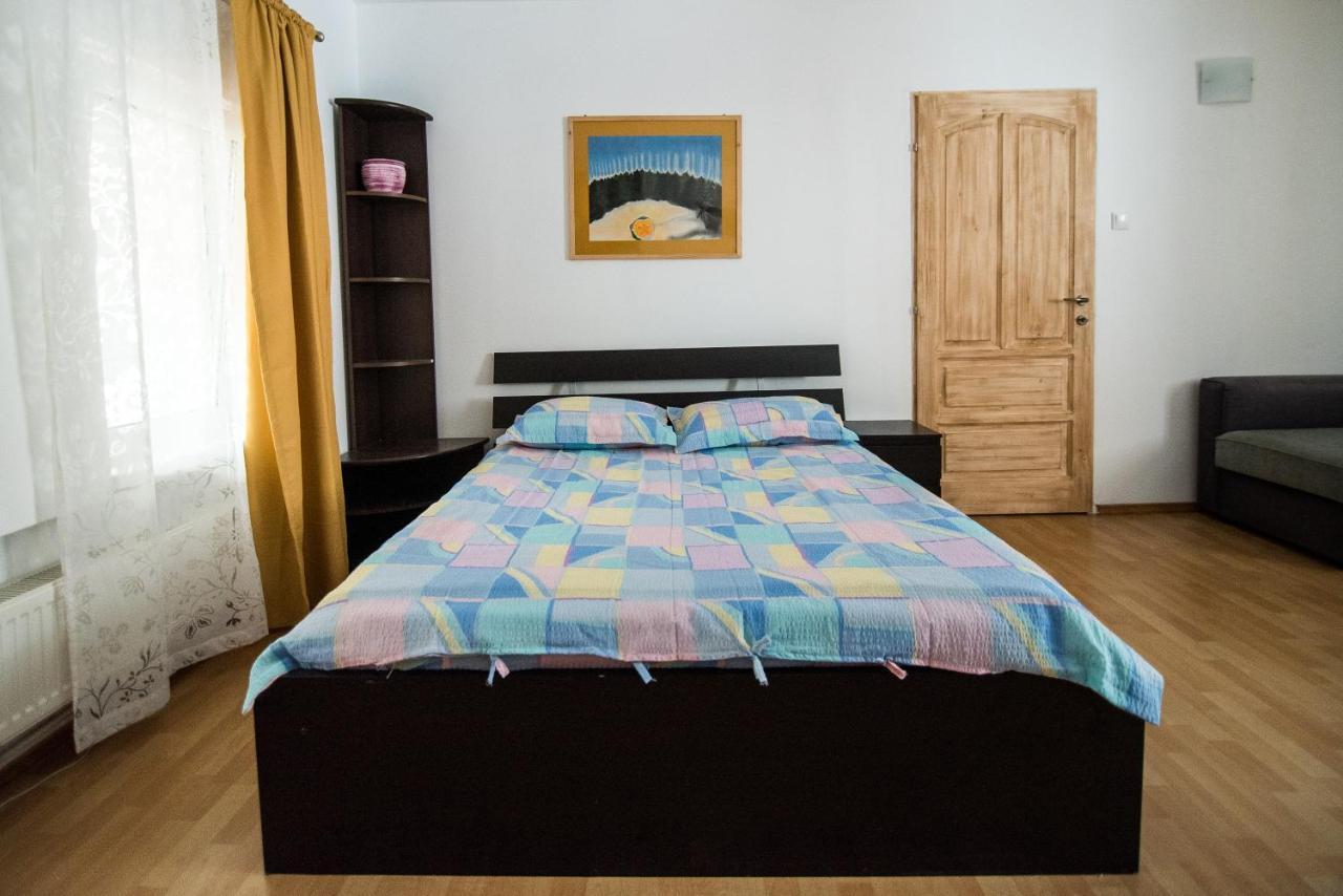 בראשוב Transylvania Guest House מראה חיצוני תמונה
