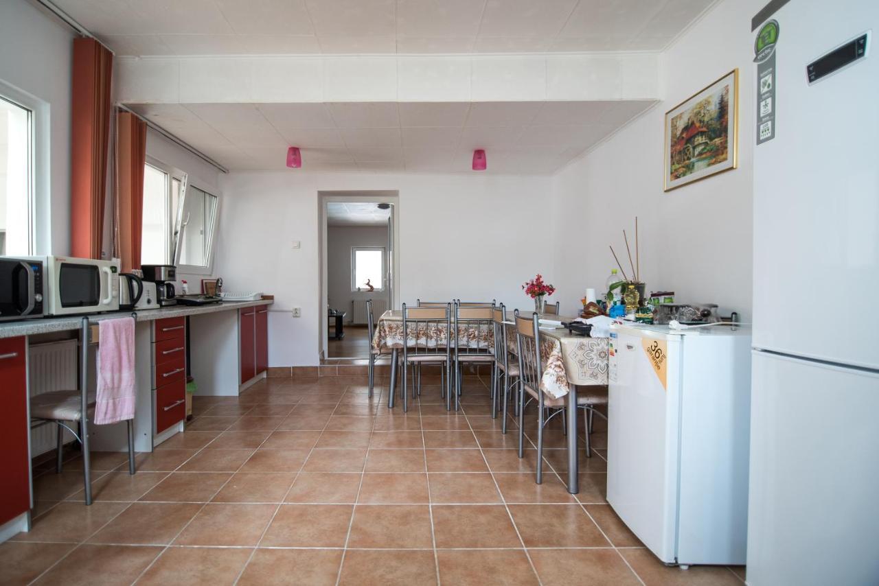 בראשוב Transylvania Guest House מראה חיצוני תמונה