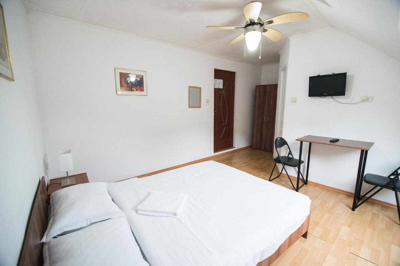 בראשוב Transylvania Guest House מראה חיצוני תמונה