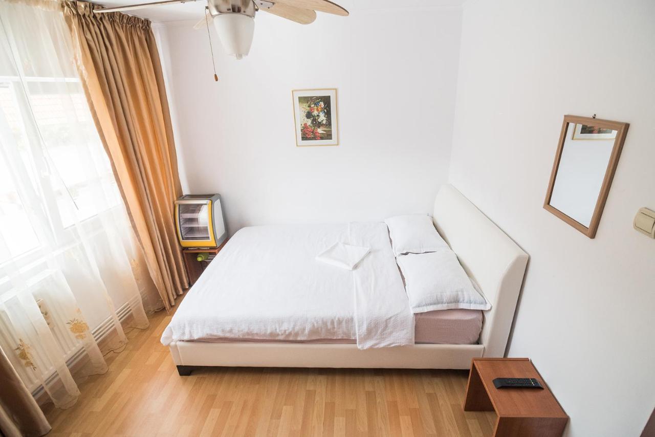 בראשוב Transylvania Guest House מראה חיצוני תמונה
