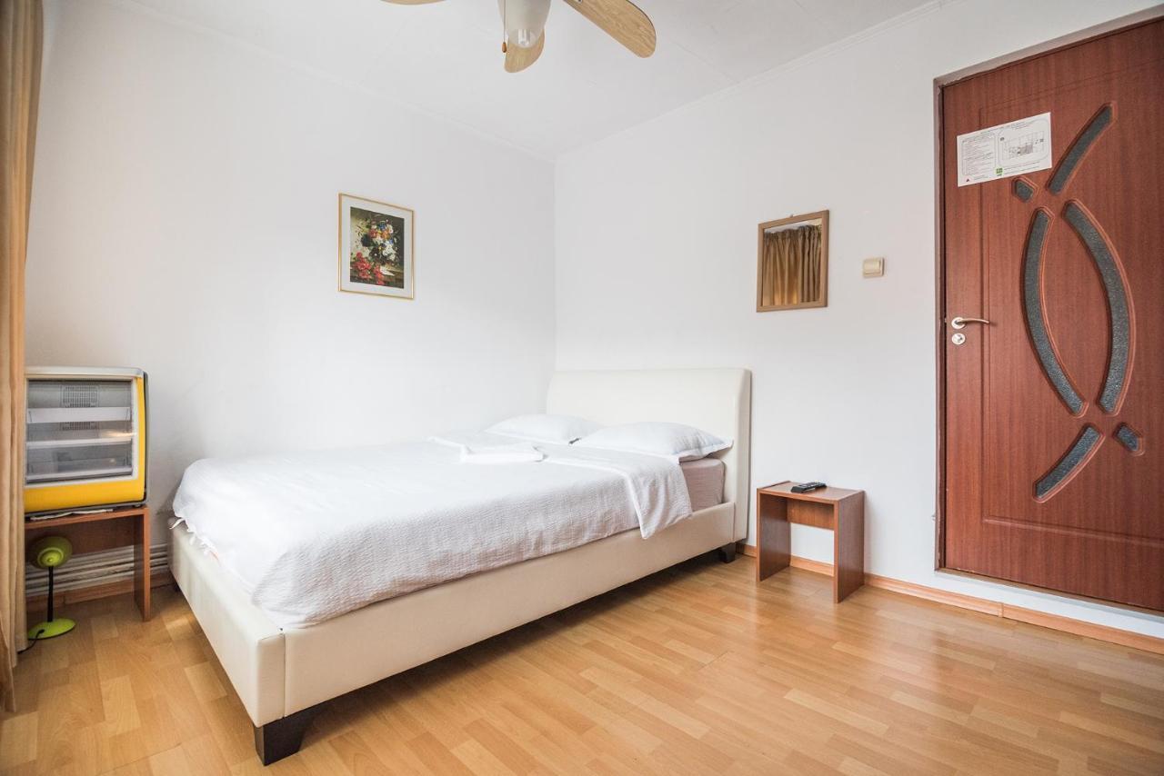 בראשוב Transylvania Guest House מראה חיצוני תמונה